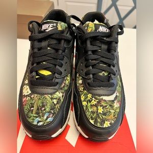 Brand New, Womens Nike Air Max 90
